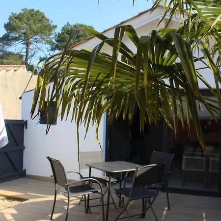 Maisonnette 2 Pieces 100m De La De La Clere Holiday home *