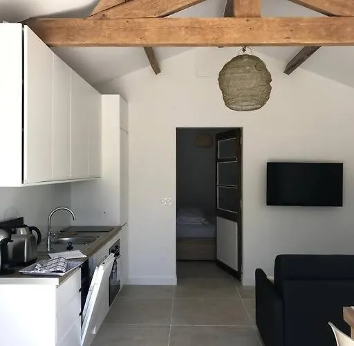 Maisonnette 2 Pieces 100m De La De La Clere *