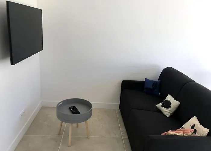 Maisonnette 2 Pieces 100m De La De La Clere